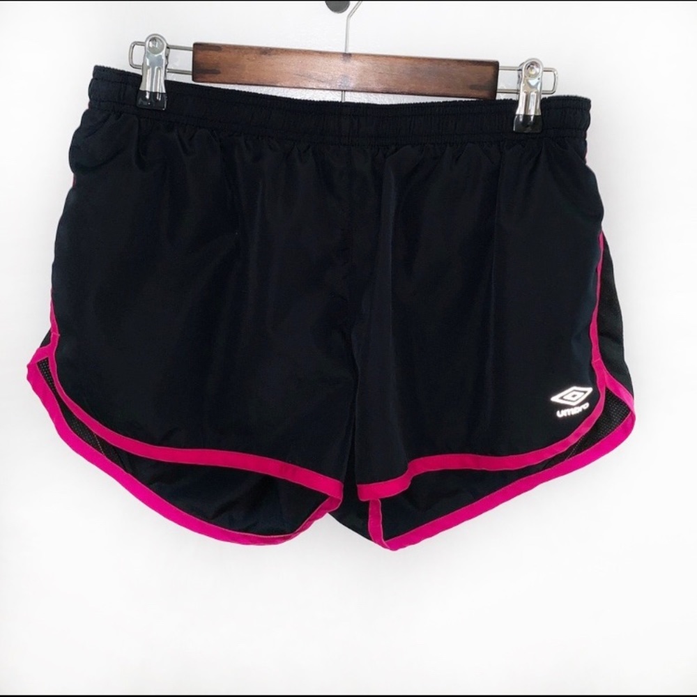 Umbro Black & Pink Shorts - Sz L - Picture 1 of 4